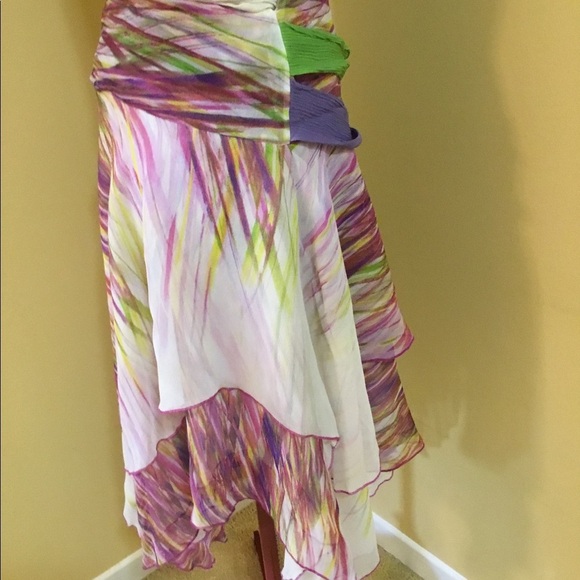 Diane Von Furstenberg Handkerchief Style wrap skirt with coloured sashes NWT 🔴 - Picture 4 of 13